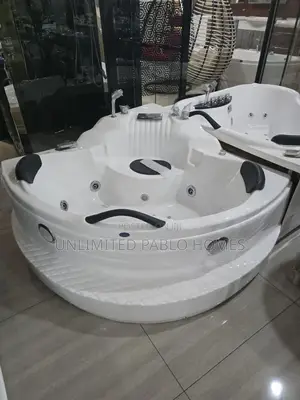 Luxury Modern Bathtub