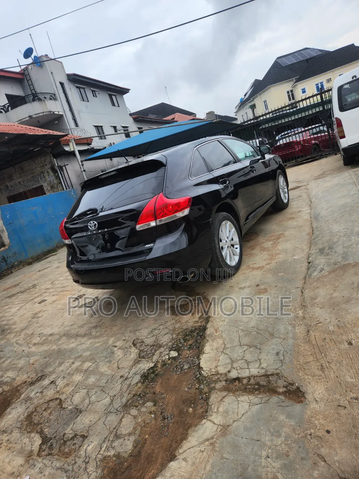 Toyota Venza LE 2011 Black