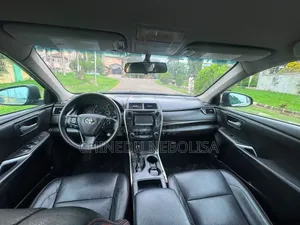 Toyota Camry 2016