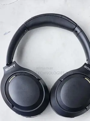 Fairly Used Sony Headset Noise Canceling Bluetooth and Wired