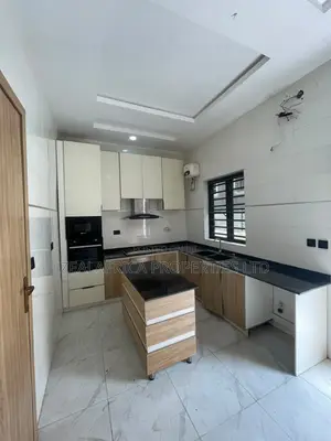 4bdrm Duplex in Sunshine Garden, Sangotedo for rent