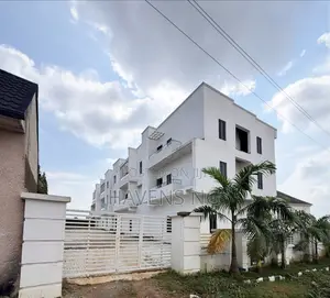 3bdrm Apartment in Life Camp for sale