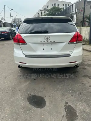 Toyota Venza 2011 White