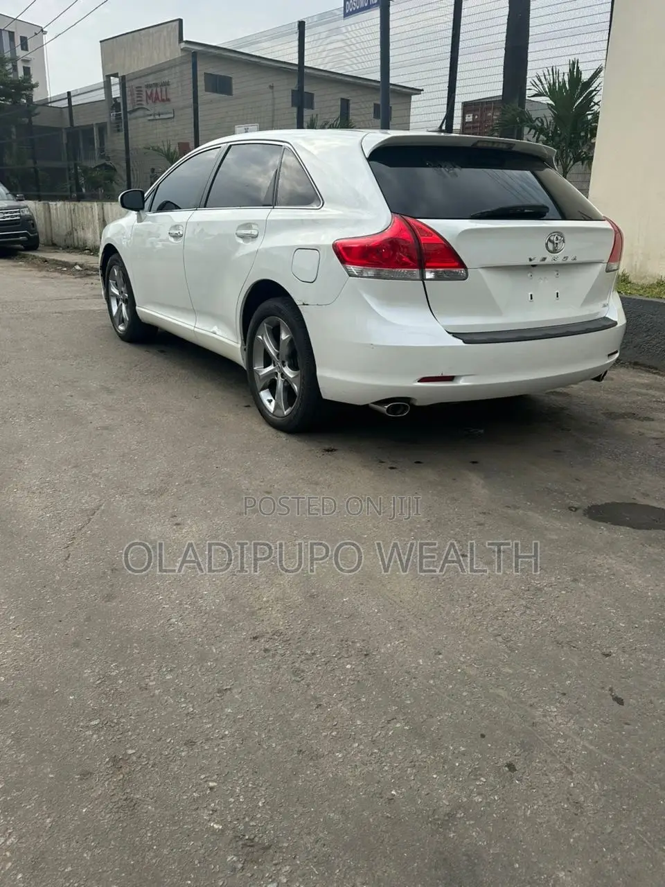 Toyota Venza 2011 White