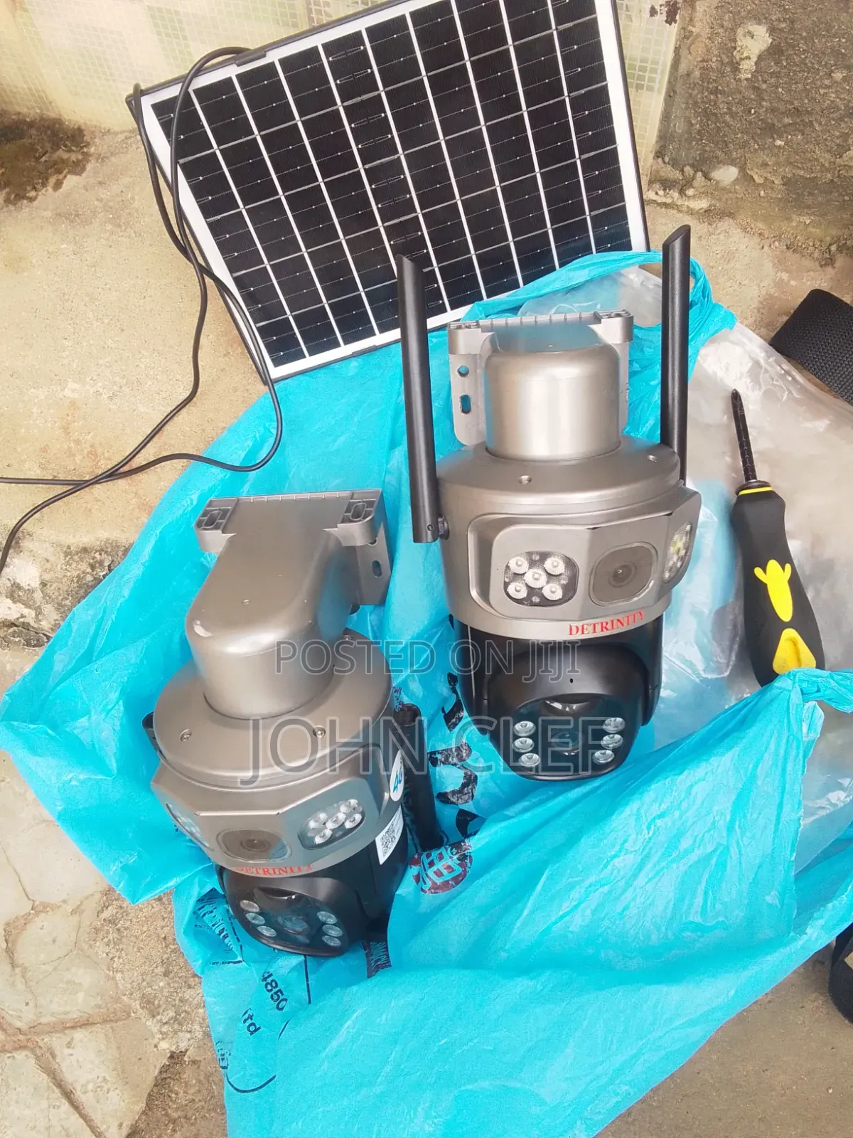 Dual Lens PTZ Solar Camera