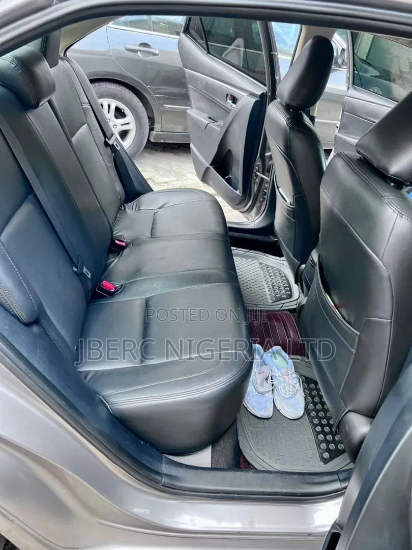 Toyota Corolla 2014 Gray