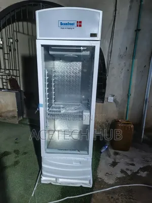 Scanfrost 300 Liters Bottle Cooler