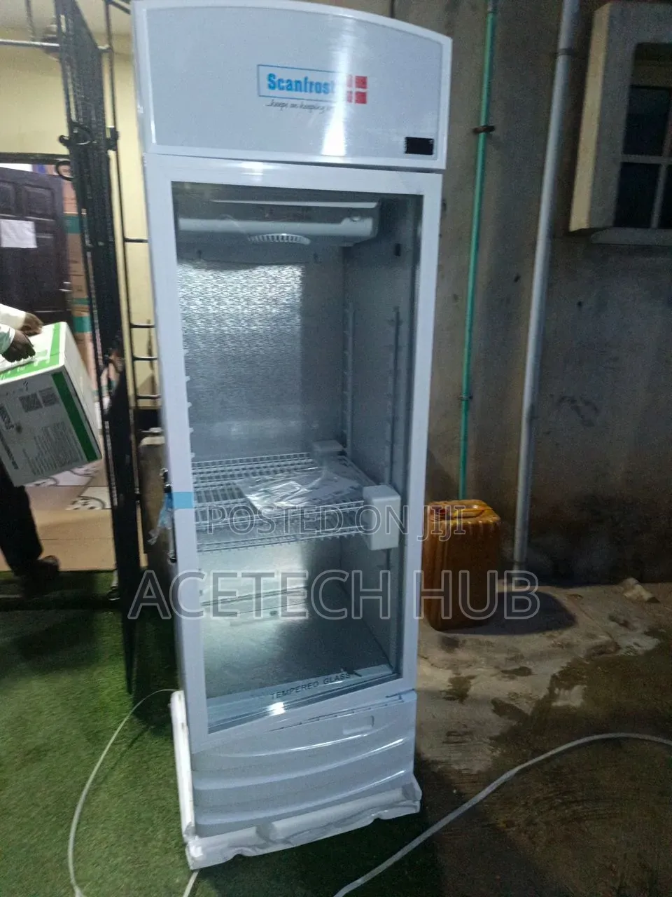 Scanfrost 300 Liters Bottle Cooler