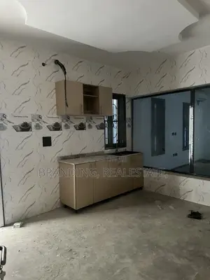 4bdrm Duplex in Shelter Afriq Drive, Uyo for rent