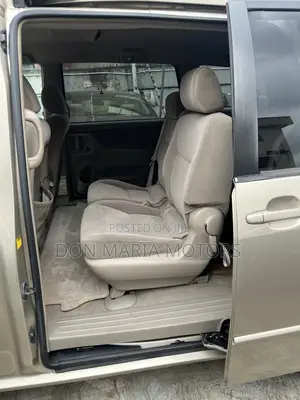 Toyota Sienna LE FWD (3.3L V6 5A) 2004 Ivory