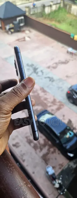 Apple iPhone 11 128 GB Black