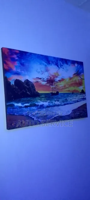 Photo Frame With Clock, Just 3 Months Used