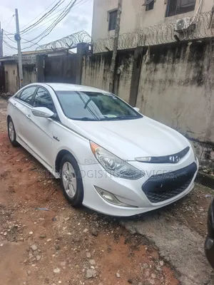 Hyundai Sonata 2013 White