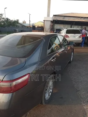 Toyota Camry LE 4dr Sedan (2.4L 4cyl 5A) 2008 Gray