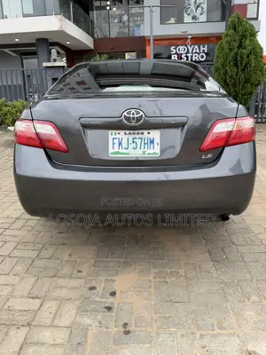 Toyota Camry 2.4 LE 2008 Gray