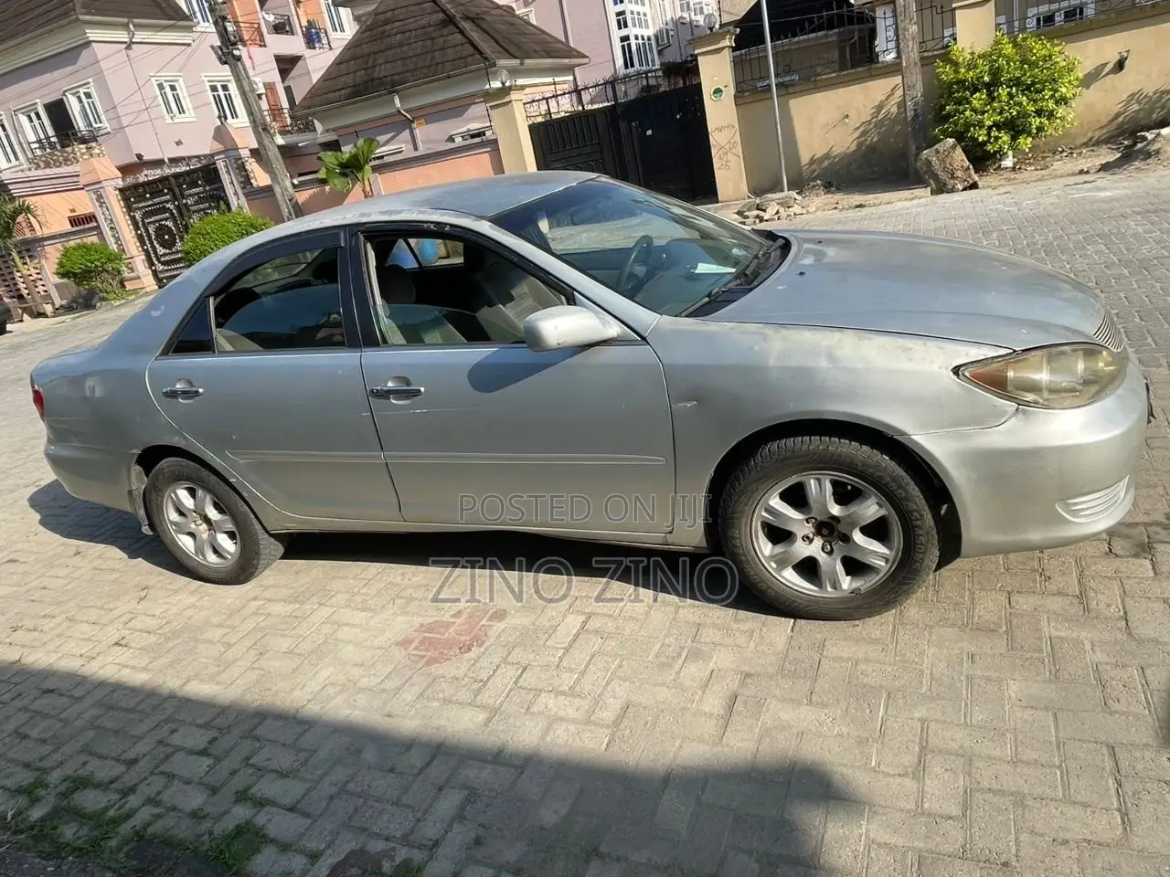 Toyota Camry 2005 Silver