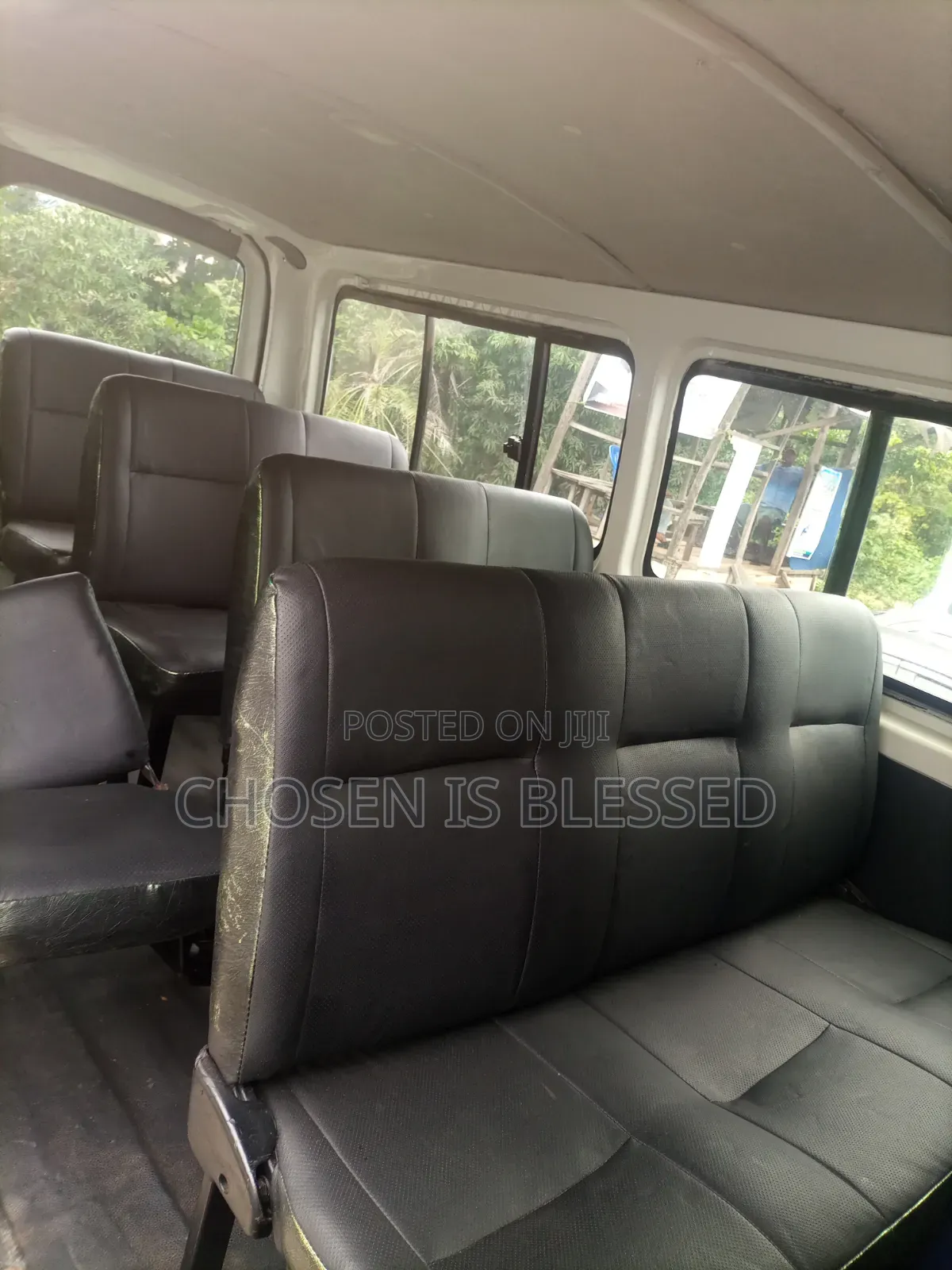 Toyota HiAce 2010 White