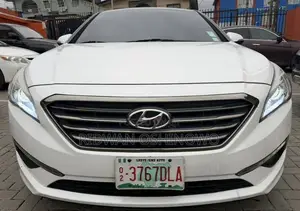 Hyundai Sonata Limited 4dr Sedan (2.4L 4cyl 6A) 2015 White