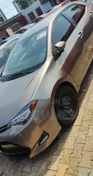 Toyota Sienna 2015 Blue