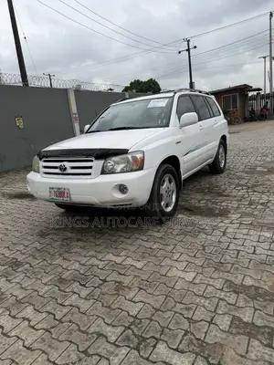 Toyota Highlander Limited V6 2005 White