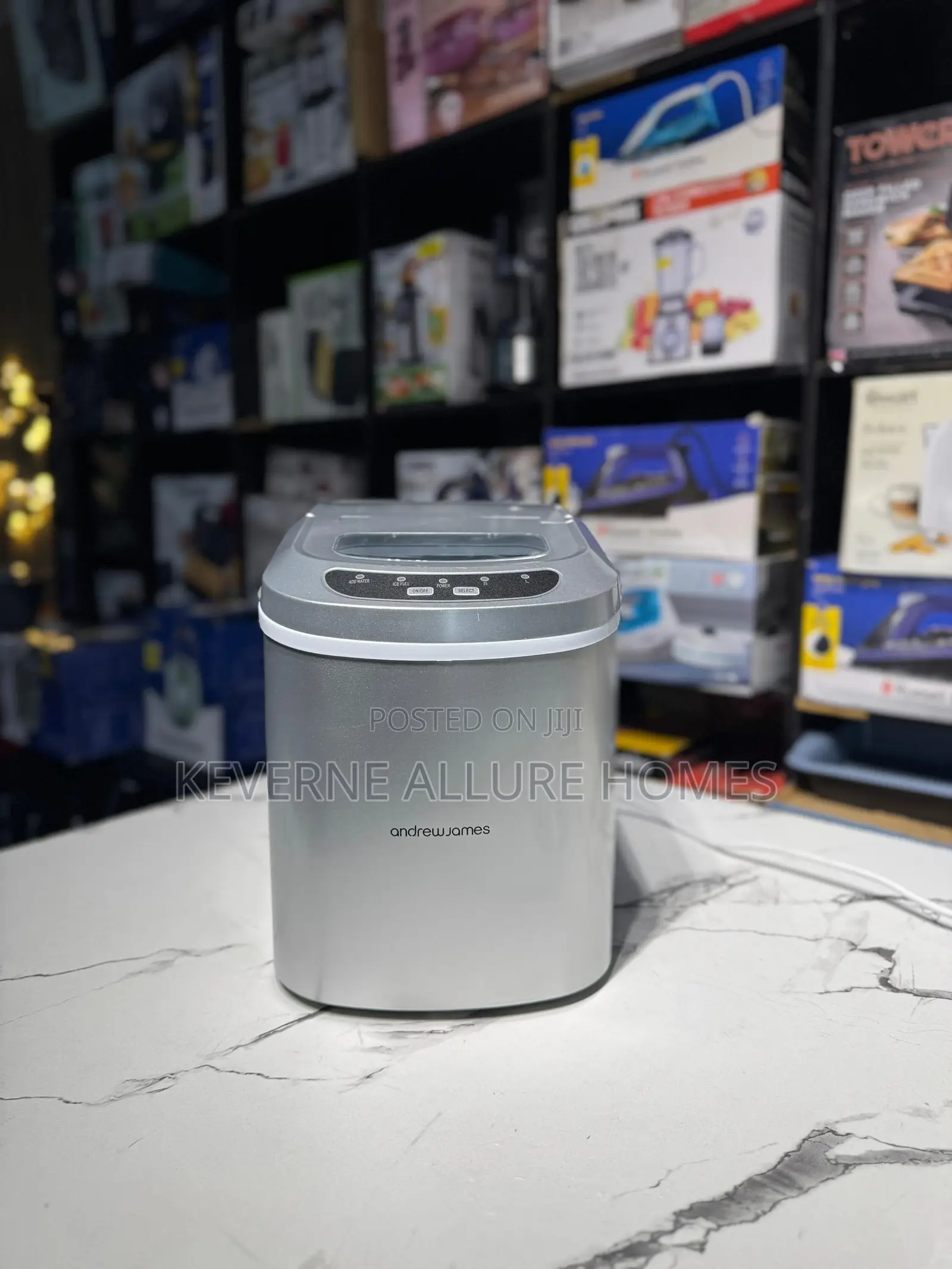 Ice Cube Maker