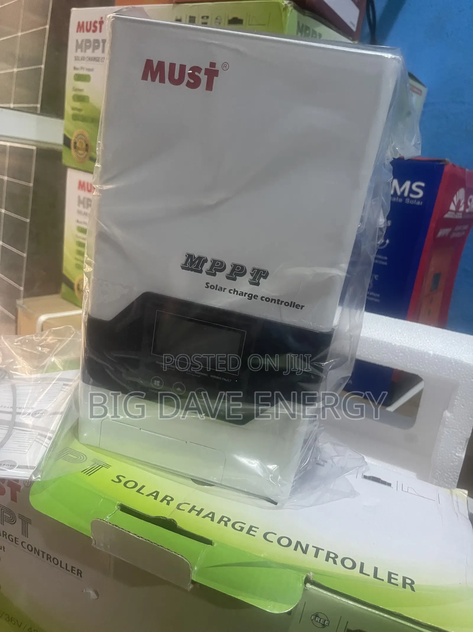 Must 100ah 12/24/36/48v 245vdc Panel Voltage