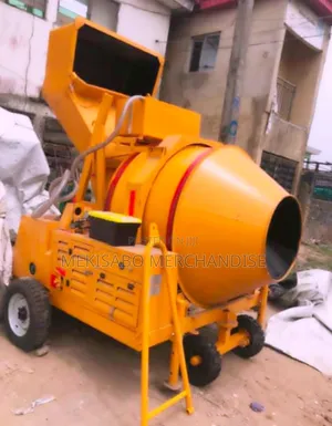 560liters of Hydraulic Self Loader Concrete Mixer