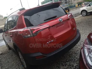 Toyota RAV4 2015 Red