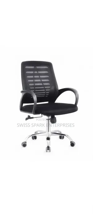 Ergonomic Mesh Office Chair - Swivel Chair With Chrome Base & Armrest