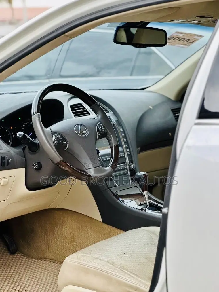 Lexus ES 350 2012 White
