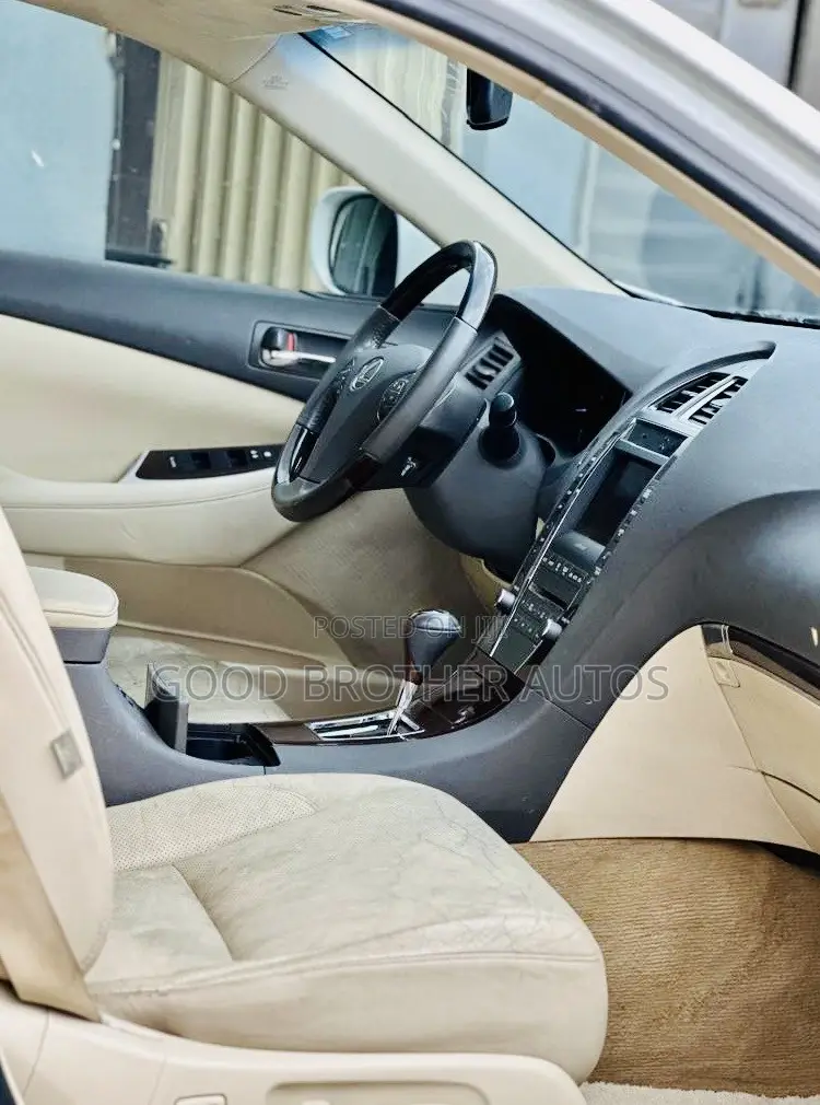 Lexus ES 350 2012 White