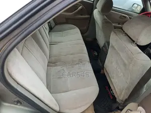 Toyota Camry 2001 Gray