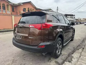 Toyota RAV4 2016 Brown