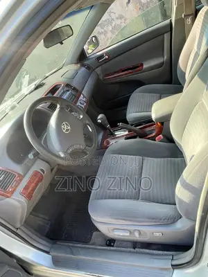 Toyota Camry 2005 Silver