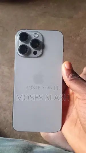 Apple iPhone 15 Pro Max 512 GB Gray