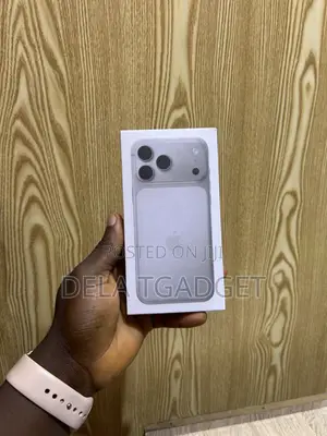 New Apple iPhone 17 Pro 256 GB White