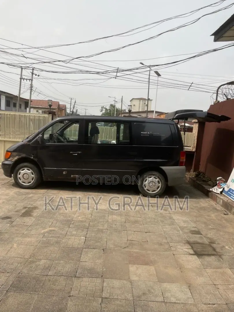 Mercedes-Benz Vito 2000 Black