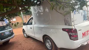 Mitsubishi L200 2016 White