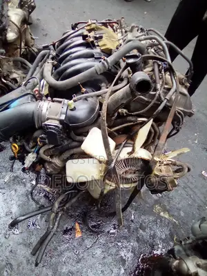 Toyota Tundra Engine 2008 3ur.