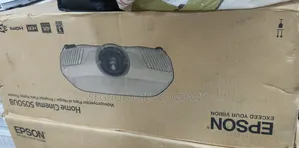 Epson Home Cinema 5050UB 2600 Lumens 4K PRO-UHD 3LCD Projector