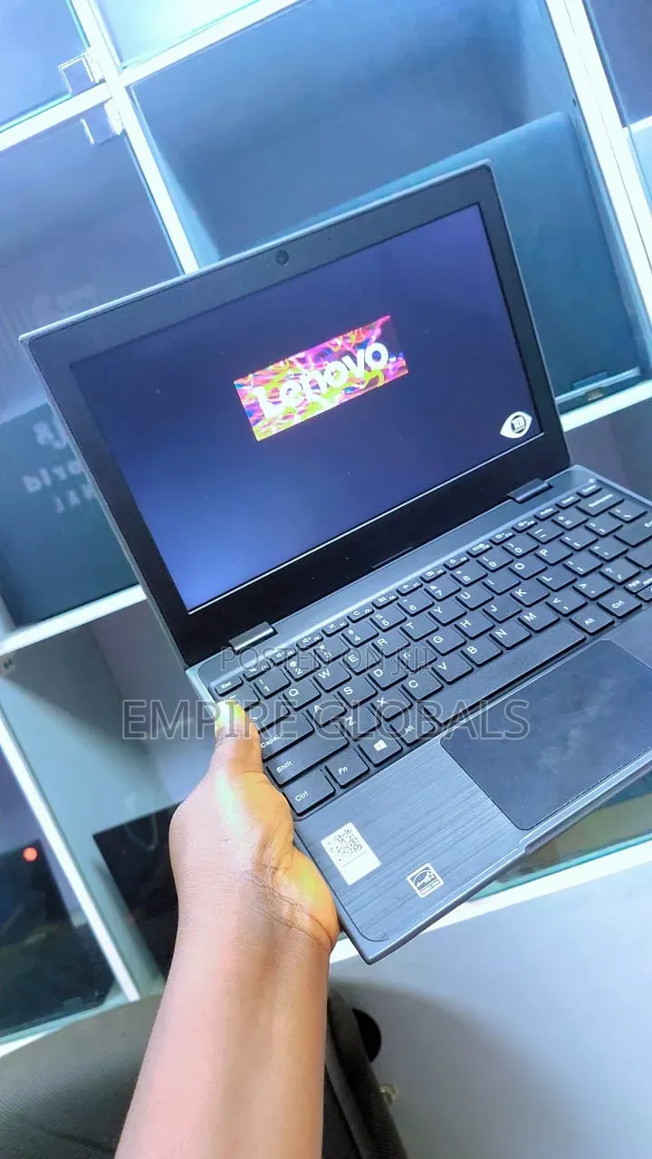 Laptop Lenovo 100e 4GB Intel Celeron SSD 32GB