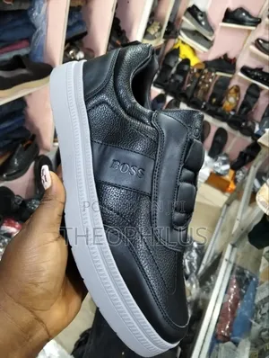 Easy Wear Shoes for Your Comfort.