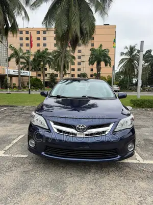 Toyota Corolla LE 4dr Sedan (1.8L 4cyl 4A) 2011 Blue