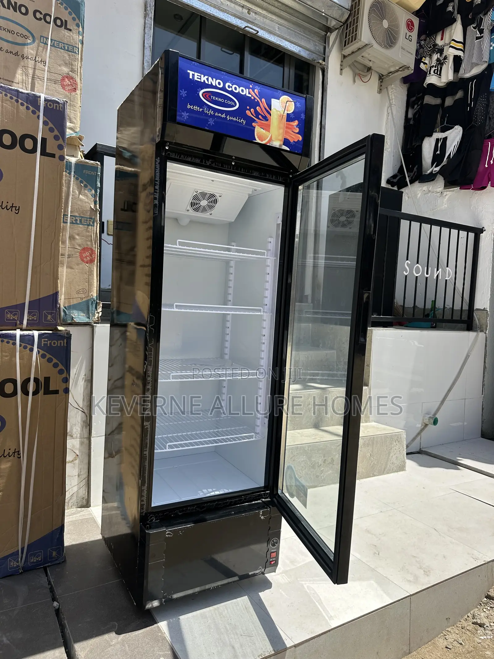 Beverage Showcase Chiller