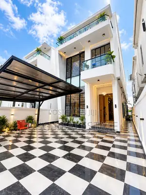 5bdrm Duplex in Sangotedo for sale