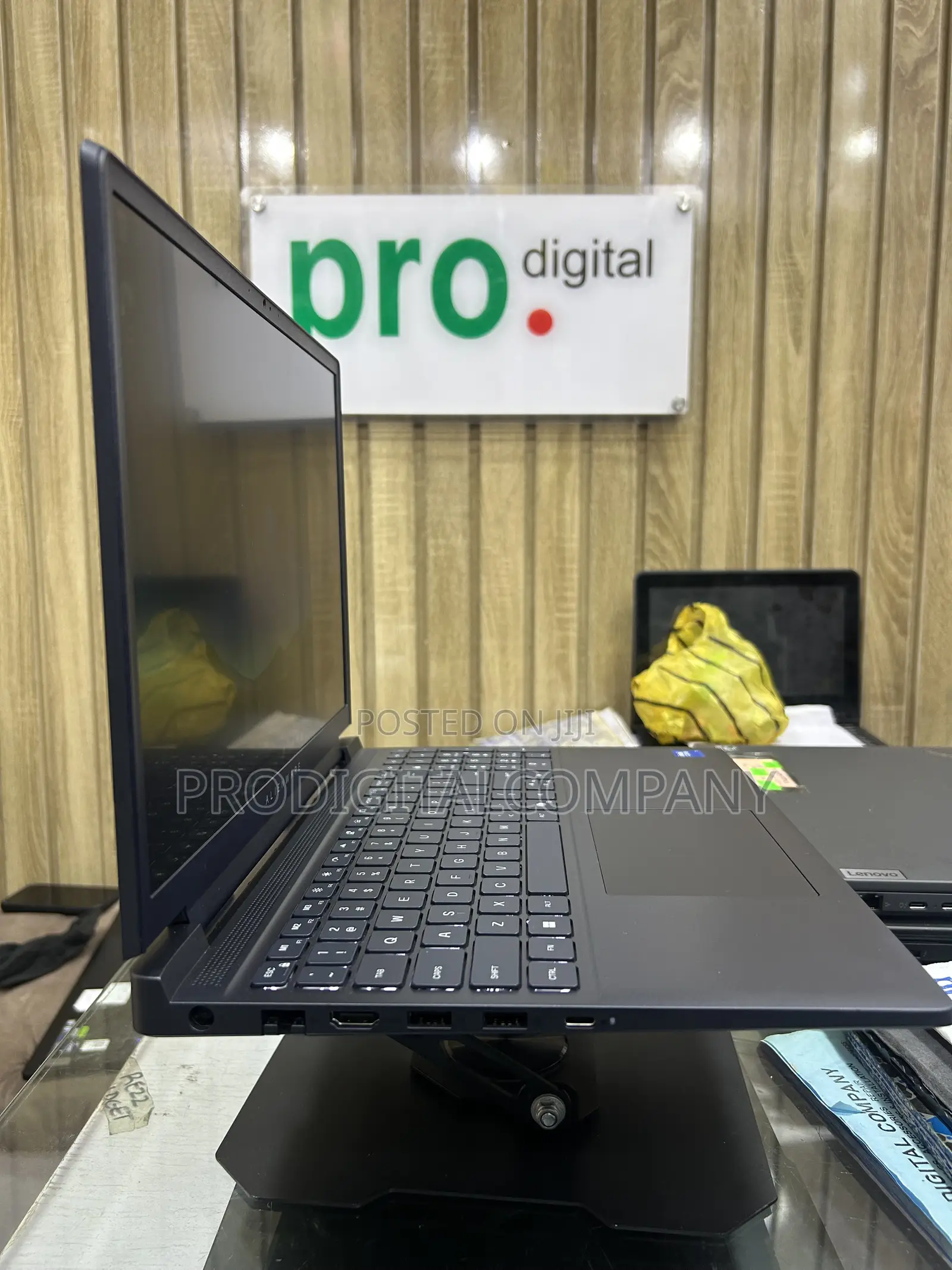 New Laptop Alienware 15 16GB Intel Core 7 SSD 1T
