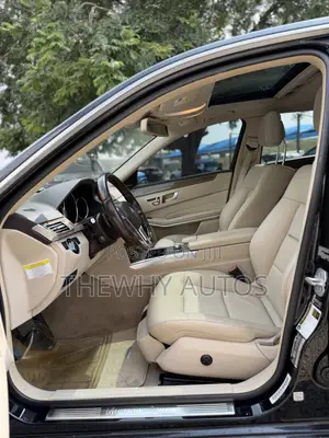 Mercedes-Benz E350 Base 4Matic Sedan AWD (3.5L 6cyl 7A) 2014 Black