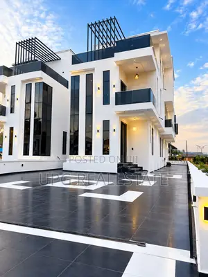 5bdrm Duplex in Sangotedo for sale