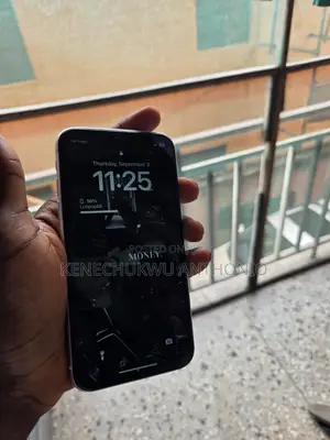 Apple iPhone 11 128 GB White