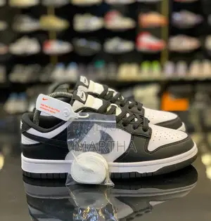 Luxury SB Nike Sneakers Three Colors
